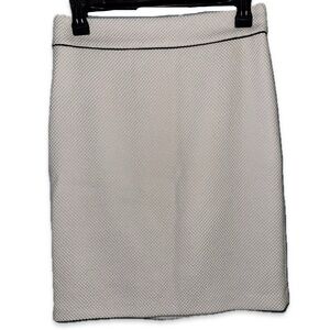 LIKE NEW White House Black Market Tweed Lined Skirt Sz 0